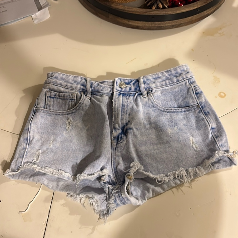 🌺PacSun Blue Jean Shorts with Distressed Details and Frayed Hem